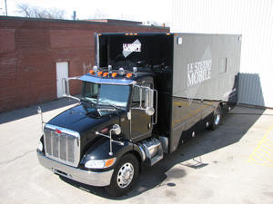 Le Studio Mobile - Left Side